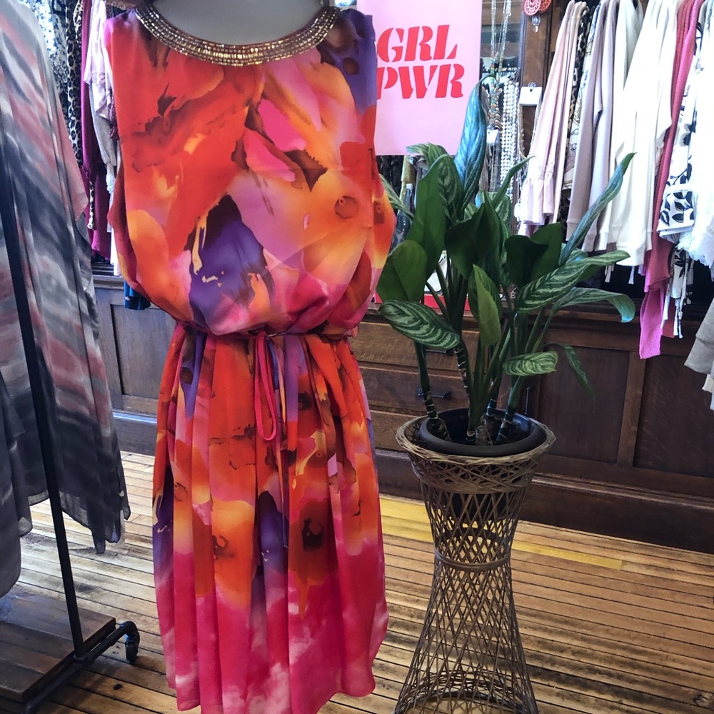 Gorgeous chiffon summer dress - Picture 1 of 8